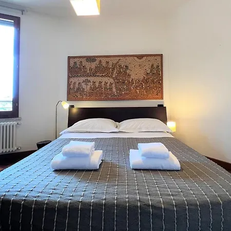 Elegant San Francesco Apartmán *